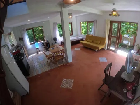 Casa nova com varanda, jardim e pomar perto da Quarta Praia, Morro de São Paulo