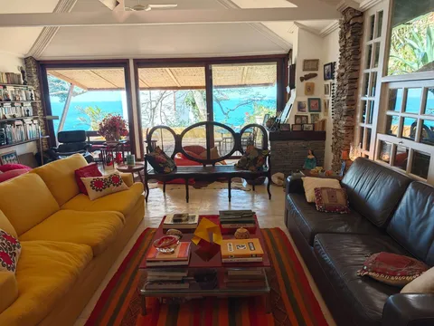Four-bedroom house with sea-view terraces in the hills of Vidigal – 5