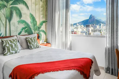 Two-suite apartment on a high floor with open views in Ipanema – 2
