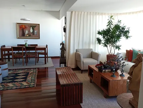 Cobertura duplex de 4 quartos com piscina na Graça, Salvador