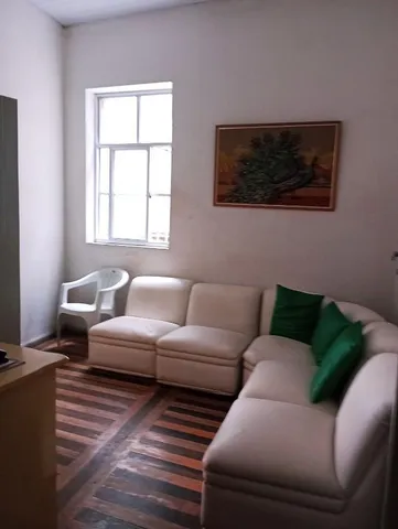 Casa de 4 quartos em dois pavimentos com 260 m² em Nazaré, Salvador