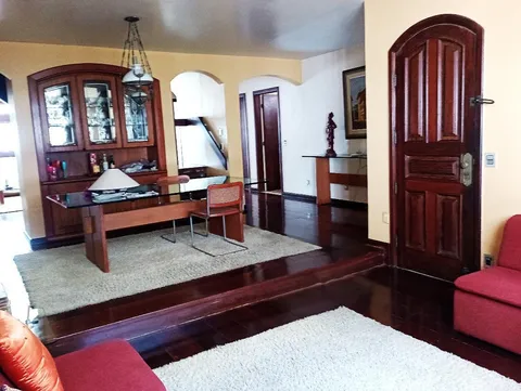 Casa de 5 quartos com piscina e sauna na Federação, Salvador