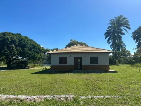 Sítio com lagoa de 11 hectares, píer e casa em Salinas da Margarida – 2