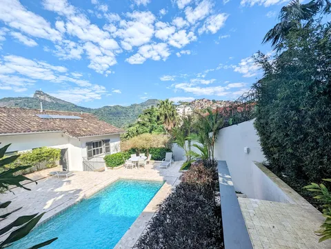 Five-bedroom house with a pool and Christ the Redeemer views in Santa Teresa – 3